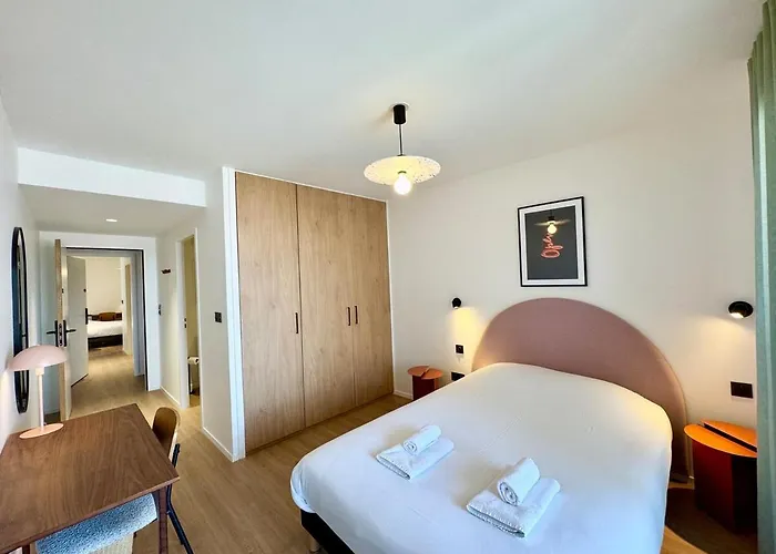 We Live Sharies A301 Apartment *